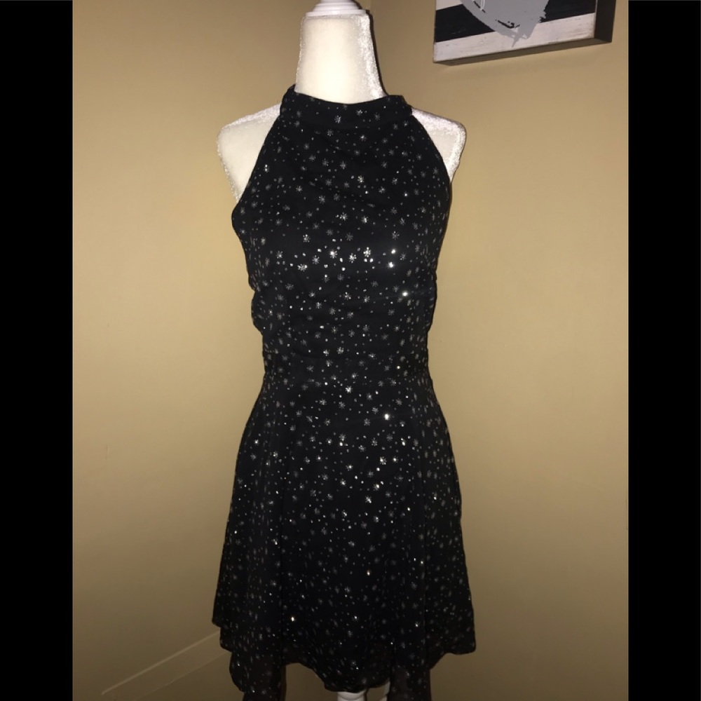 Top shop black flowy dress NWT